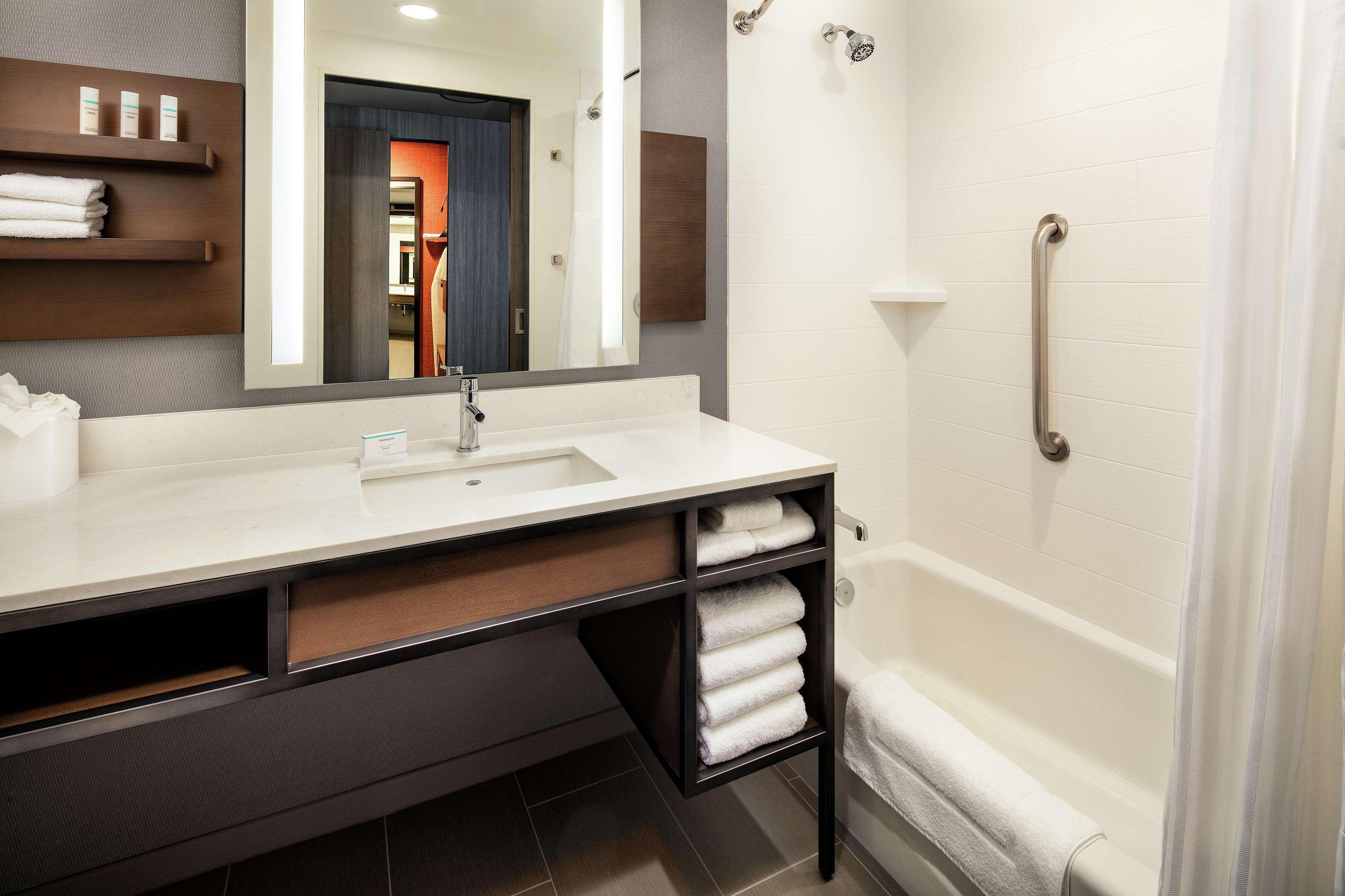 Hilton Garden Inn Sacramento Airport Natomas Exterior foto